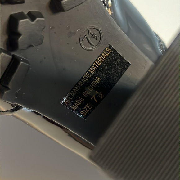 Fashion Nova No String Attached Booties - Black Patent - Picture 13 of 16